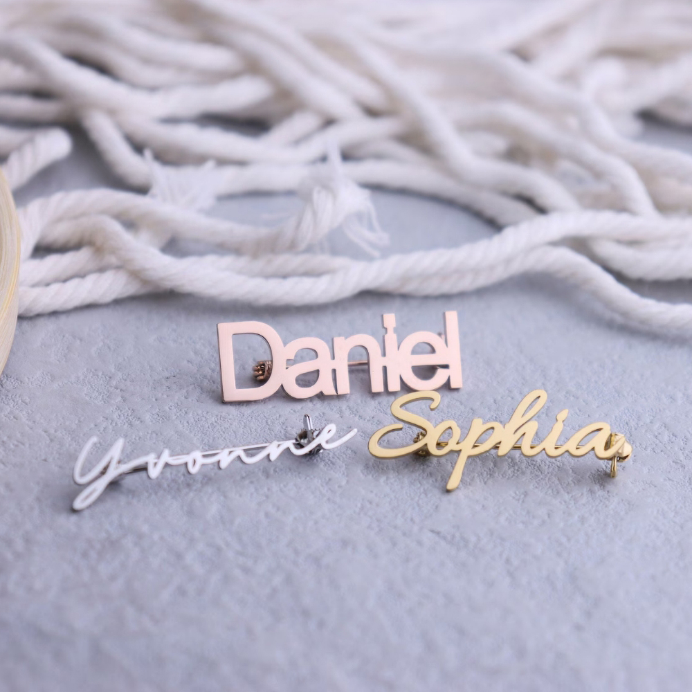 Embroidery Initials - Personalized name brooch customization Name brooch