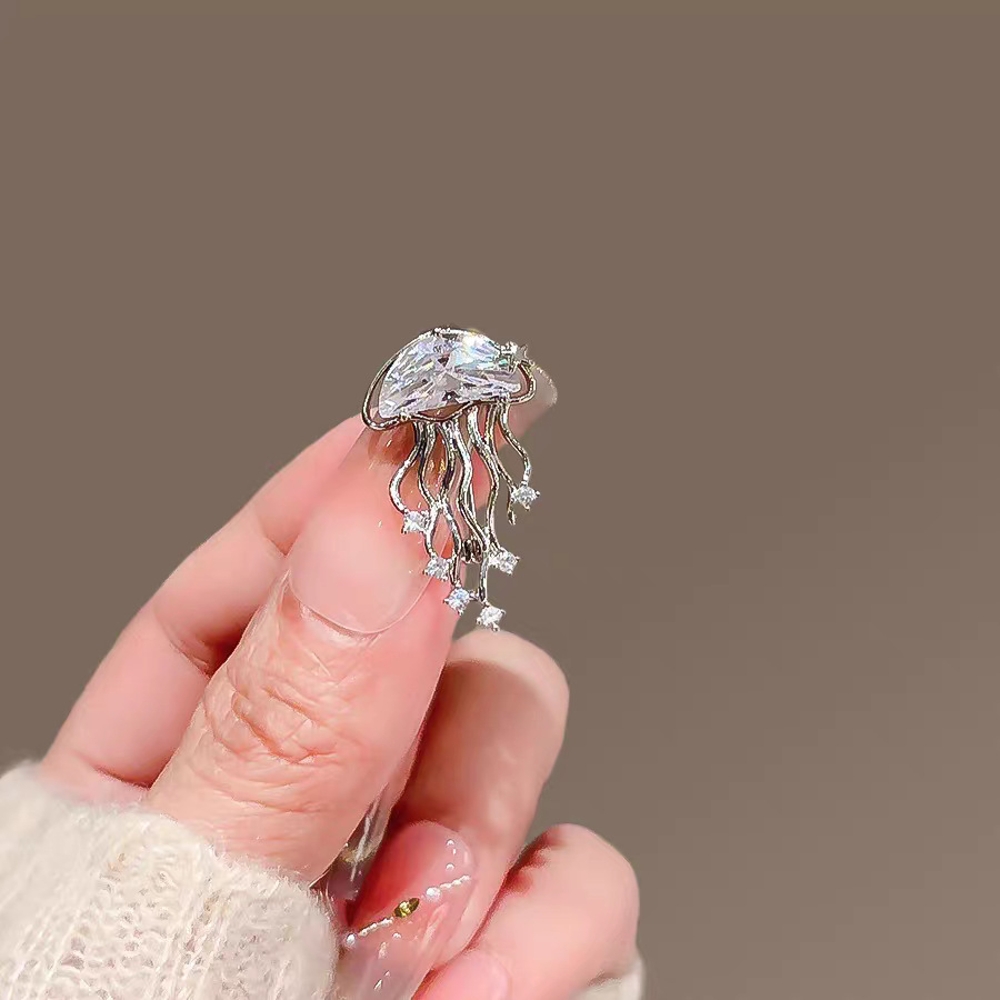 Exquisite Jellyfish Brooch for - огляд і ціна Embroidery Whale