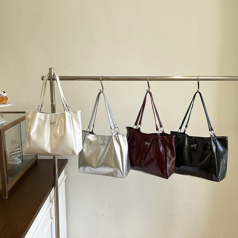 Retro Large Casual Soft Tote B - огляд і ціна Embroidery Class