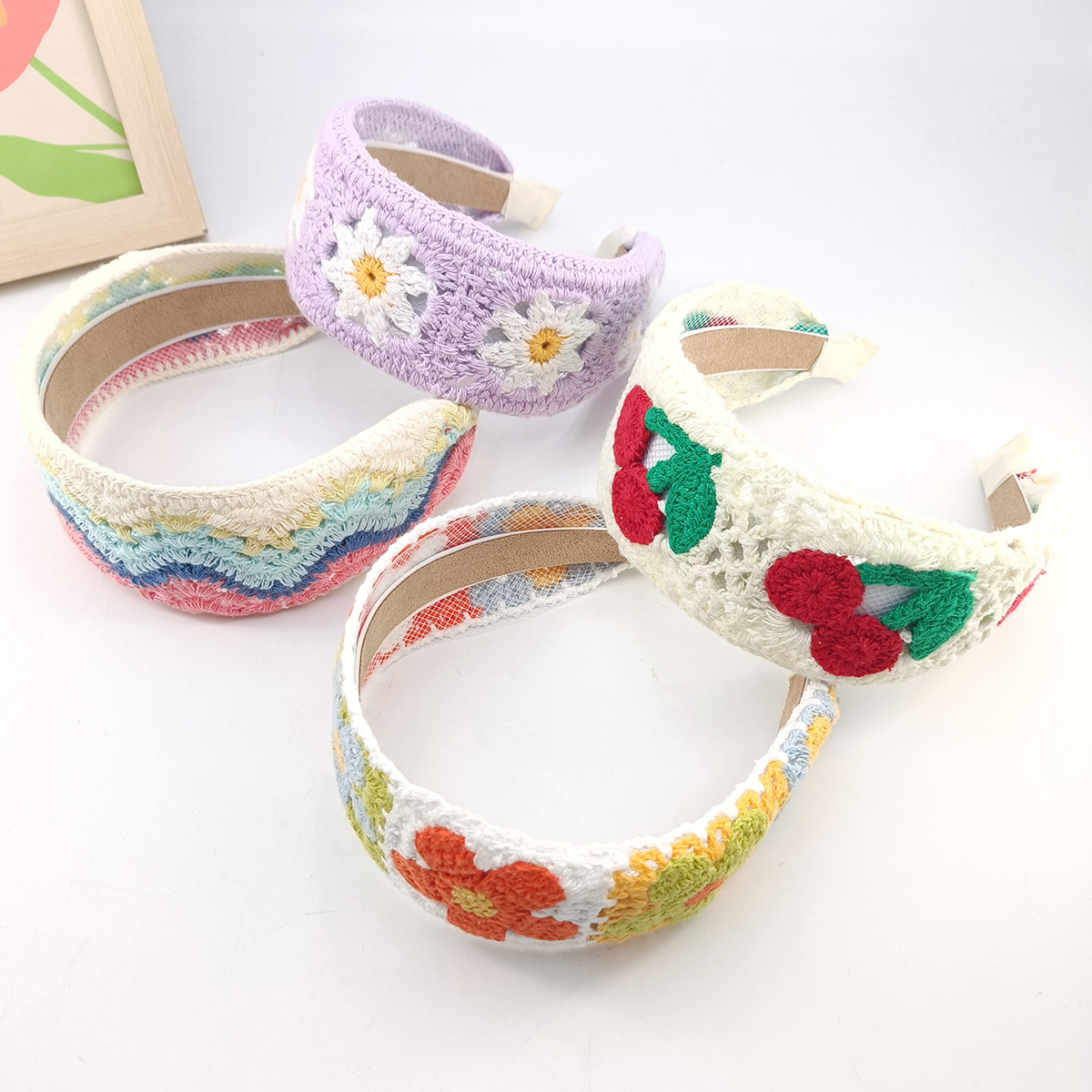 Sweet Flower Embroidery Girl H - огляд і ціна Embroidery Motif